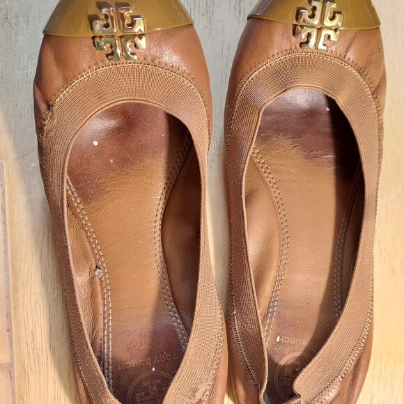 Shoes - Picture 1 of 3